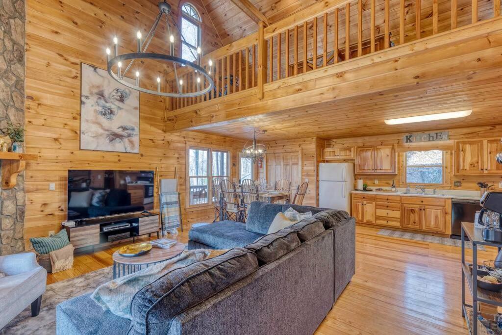Mtn Cabin Sleeps 10 - 5 Mins To Fishing & Camping Ellijay Eksteriør bilde