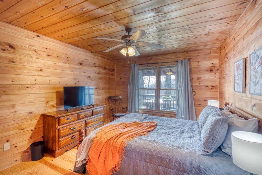 Mtn Cabin Sleeps 10 - 5 Mins To Fishing & Camping Ellijay Eksteriør bilde