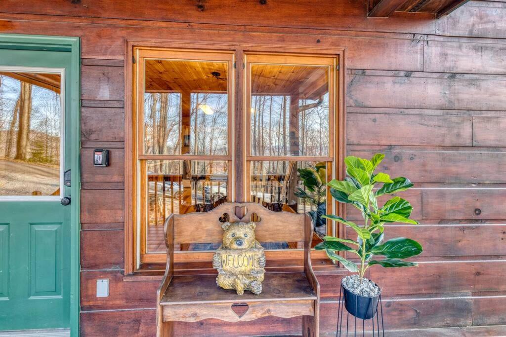 Mtn Cabin Sleeps 10 - 5 Mins To Fishing & Camping Ellijay Eksteriør bilde