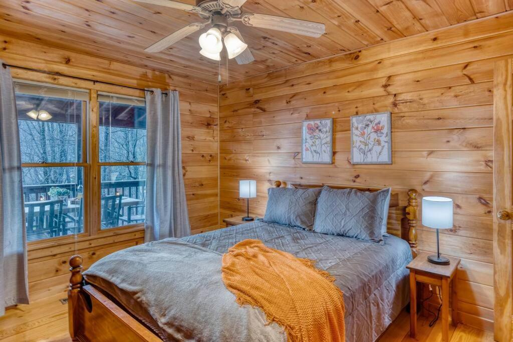 Mtn Cabin Sleeps 10 - 5 Mins To Fishing & Camping Ellijay Eksteriør bilde